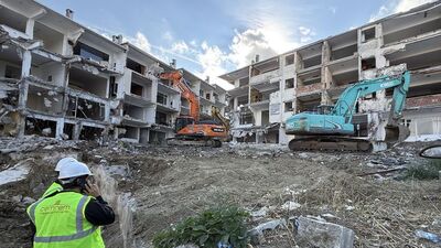 Büyükçekmece'de 47 yıllık sitede dönüşüm