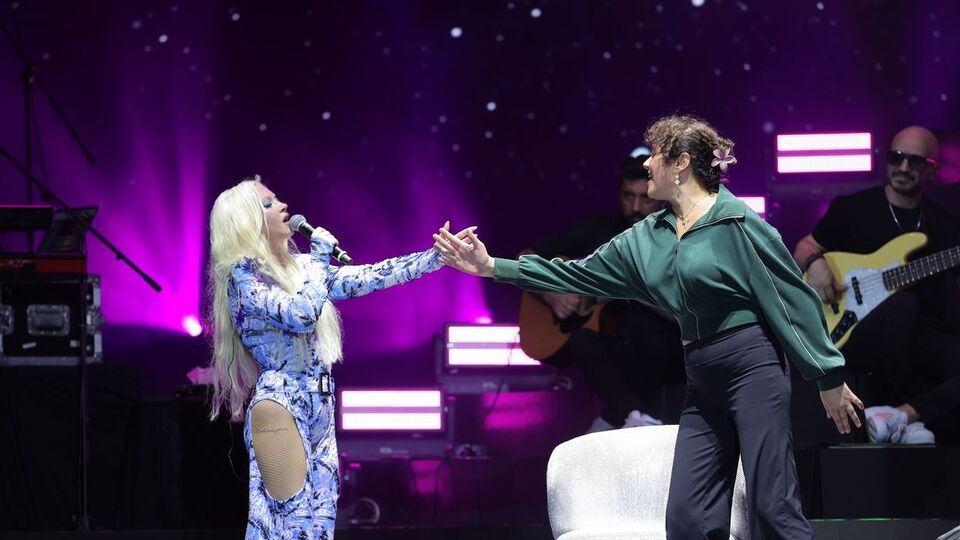 Ece Seçkin'den destek mesajı