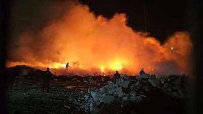 Atık toplama merkezinde yangın çıktı