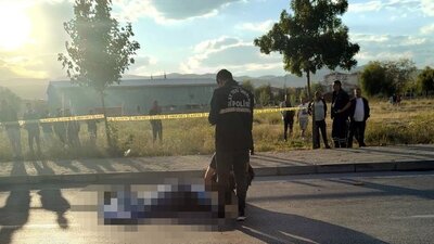 Motosiklet ile TIR çarpıştı: 2 ölü