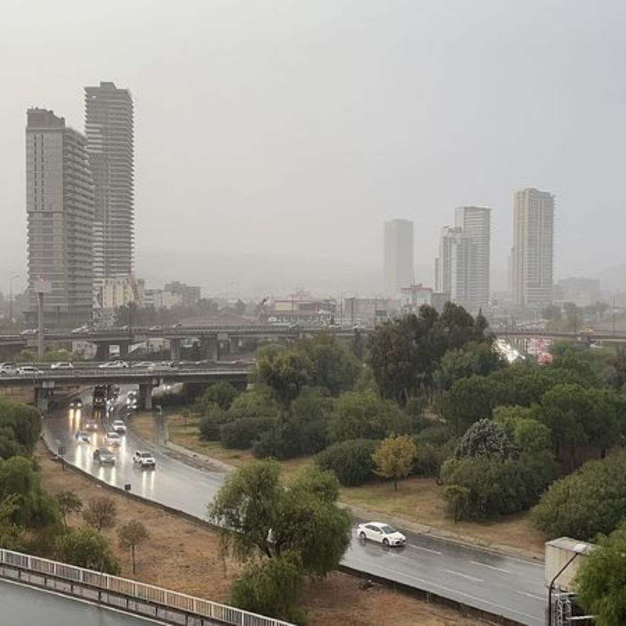 İzmir'de yağışa teslim!