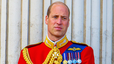 "Monarşiyi değiştireceğim"