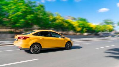 Hamile kadın takside doğum yaptı