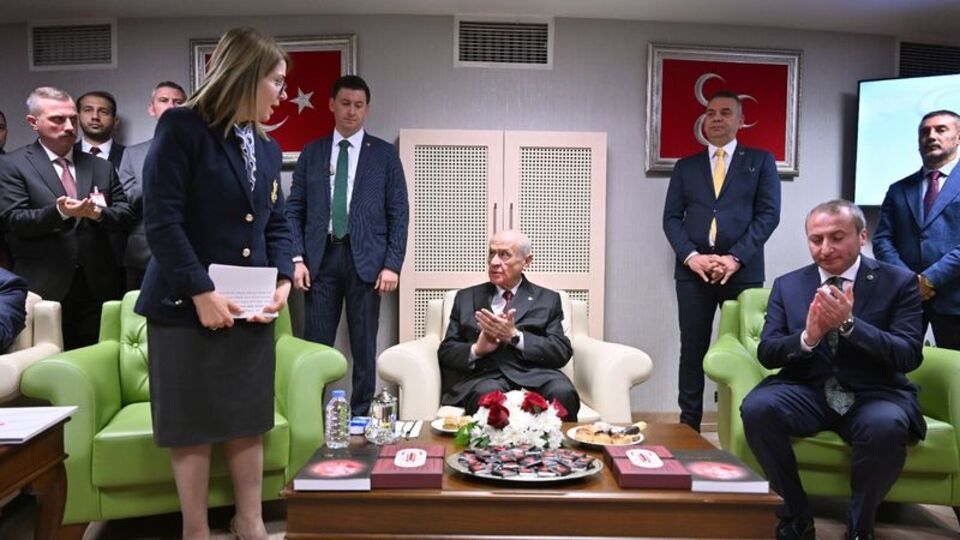 Siyaset ve Liderlik Okulu'nu açtı