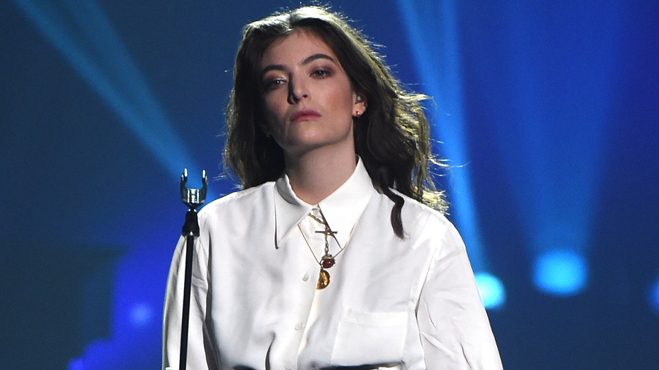 Şarkıları İsrail Apple Music'ten kaldırıldı