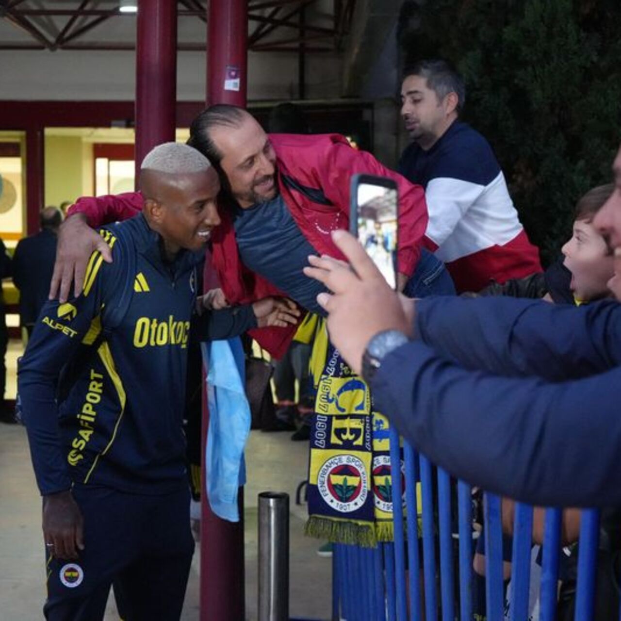 Fenerbahçe'ye Samsun'da coşkulu karşılama