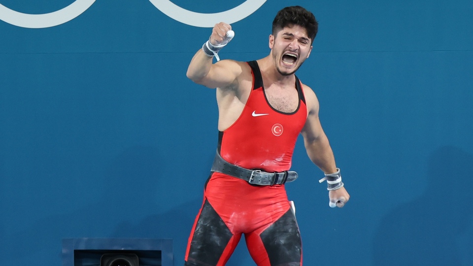 Muhammed Furkan Özbek dünya şampiyonu!