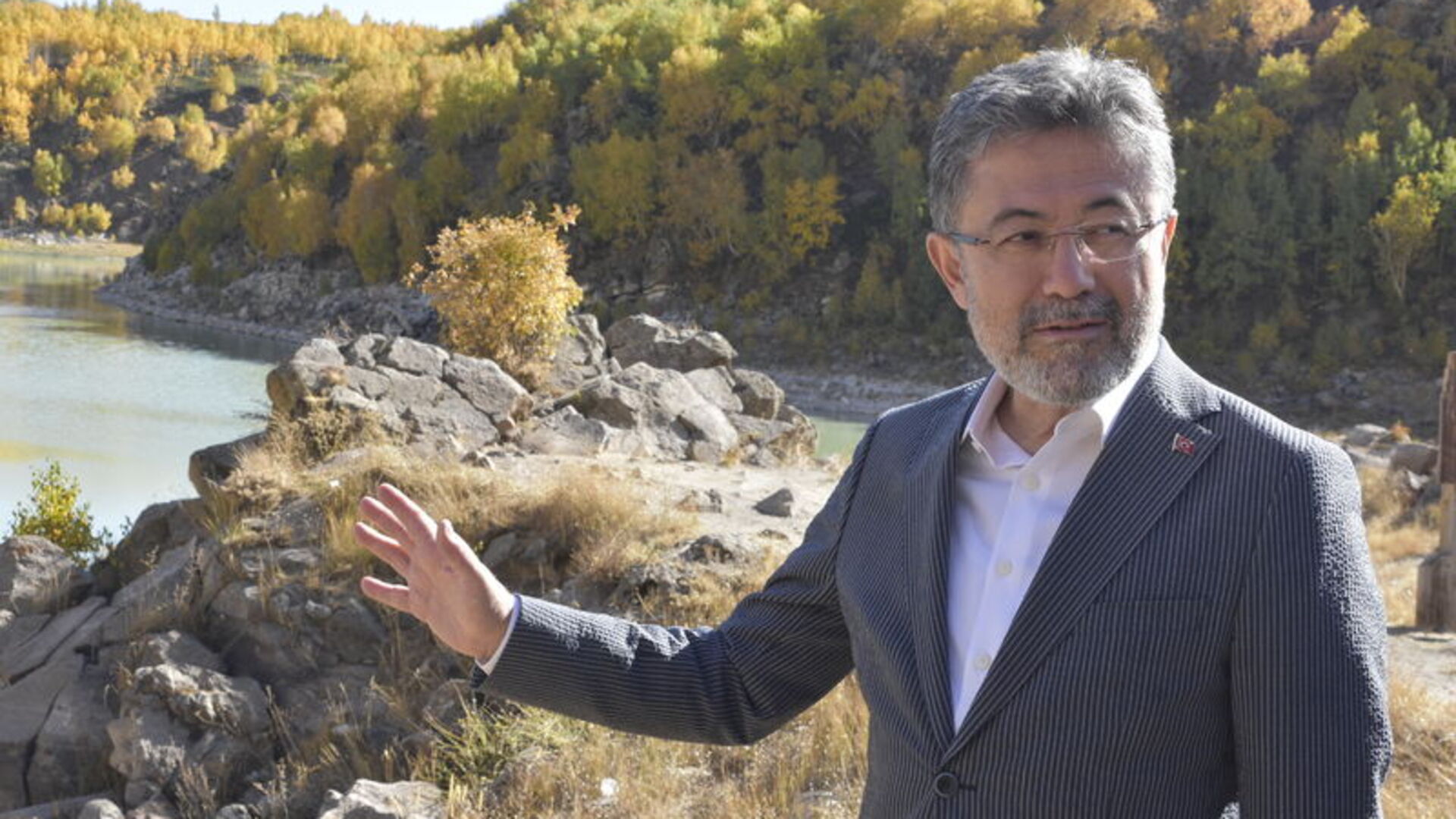 Bakan Yumaklı: Nemrut Krater Gölü'nü dünyanın gündemine sokmak için çalışacağız