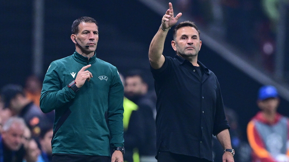 Okan Buruk ilk 11'i değiştirmedi!