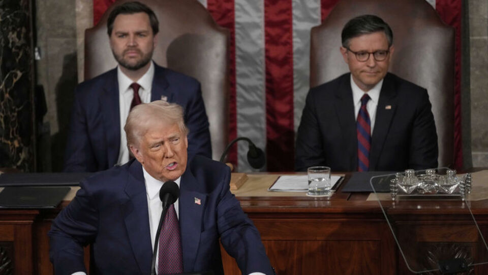 Amerikan Devleti kepenk indirdi