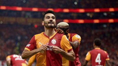 Galatasaray, Beşiktaş'a 500. golünü attı!