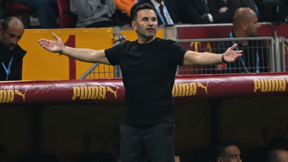 Okan Buruk'tan hakeme sert eleştiri!