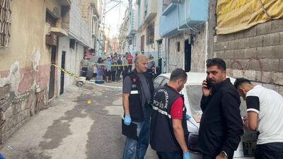 Kardeş vahşeti! Bıçaklanarak öldürüldü!