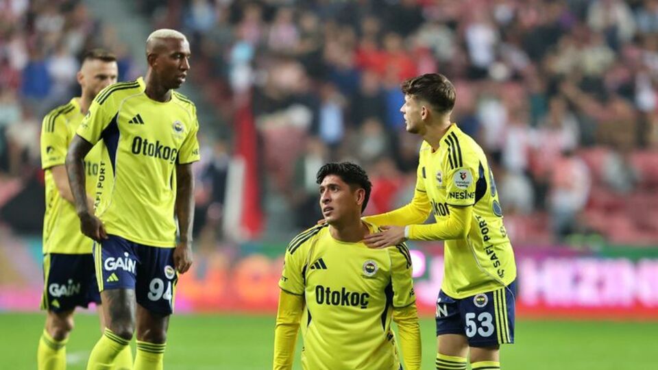 Edson Alvarez'den sakatlık açıklaması!