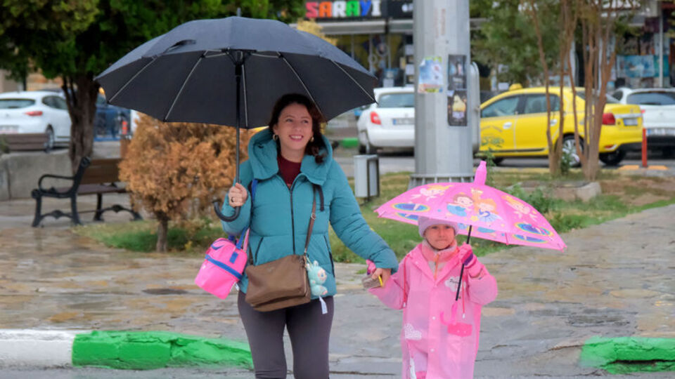 Yurt, yağışlı ve serin havanın etkisine giriyor