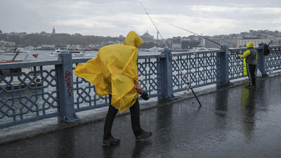 Kuvvetli fırtına ve sağanak yağmur uyarısı