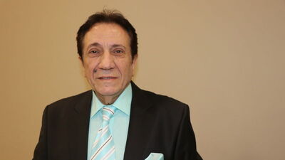 Ünlü türkücü ortaya çıktı