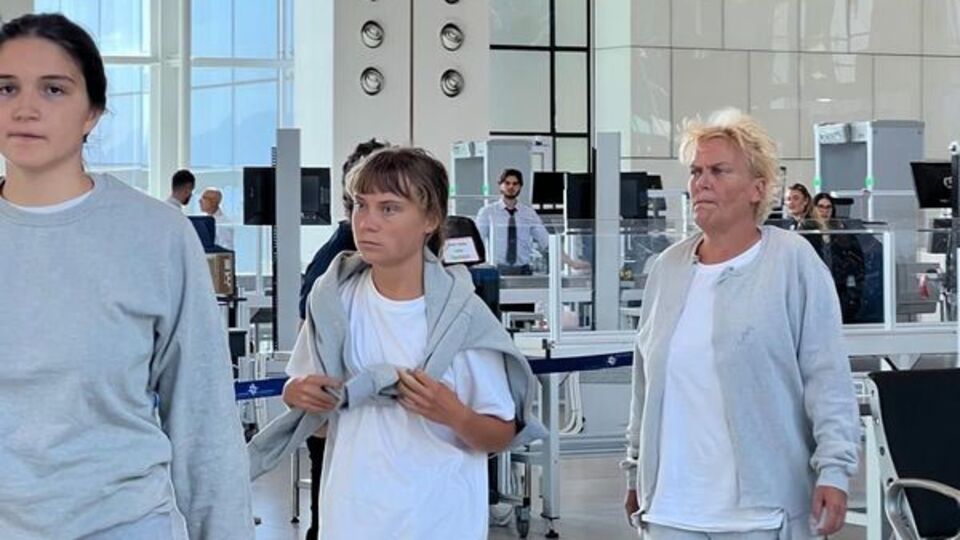 Aktivistler Yunanistan ve Slovakya'ya gönderildi