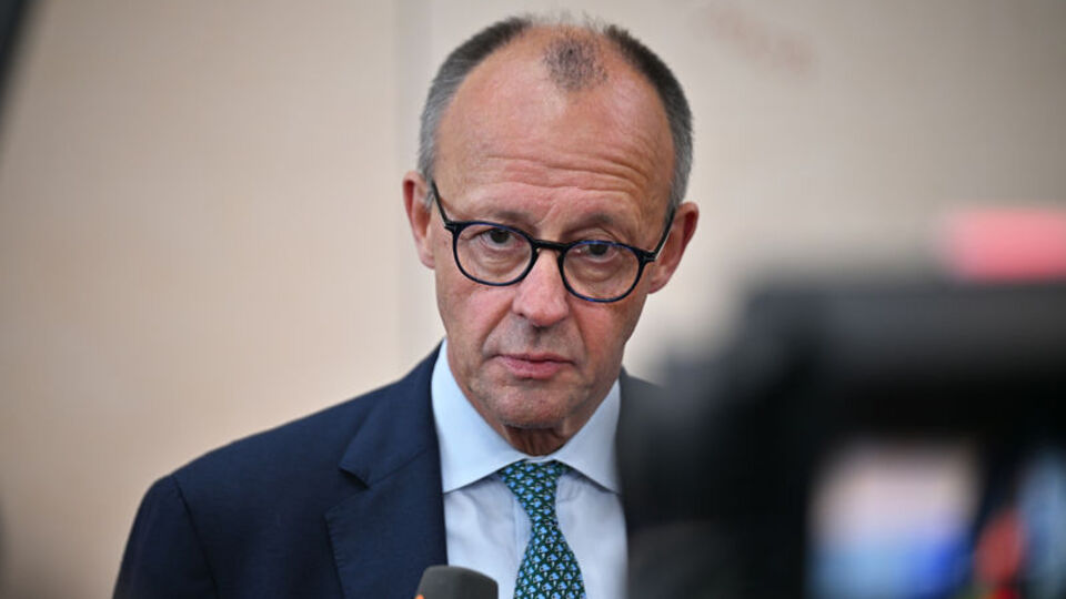 "Almanya İsrail'in varlığını ve güvenliğini savunuyor"