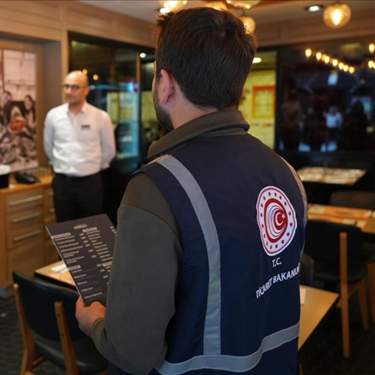 Bakanlık, Türkiye genelinde fahiş fiyatlı su satışına yönelik denetimleri artırıyor! Su fiyatları kontrol altında olacak.