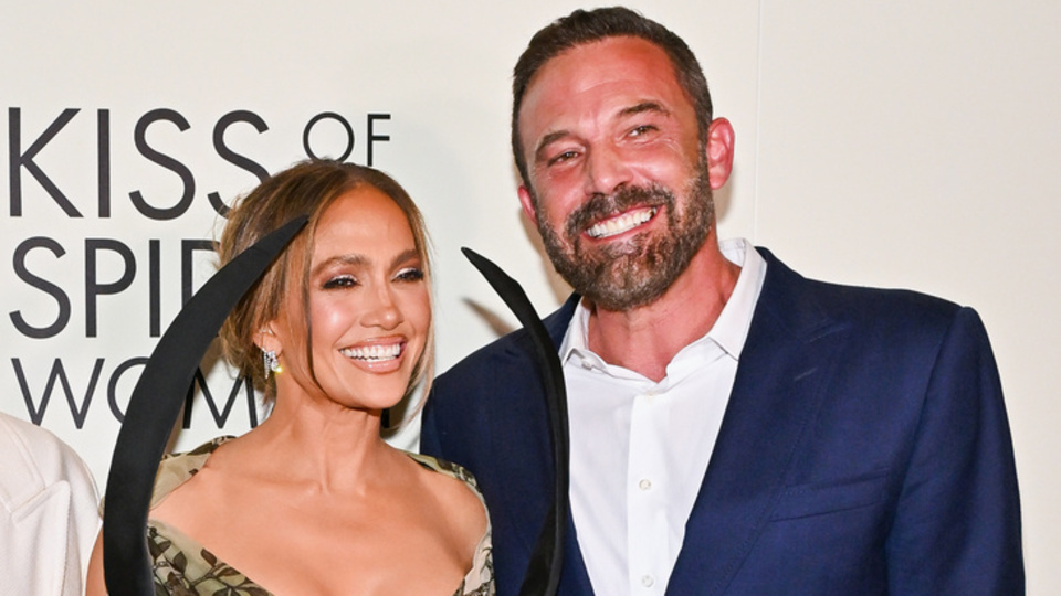 Aşk bitti işe devam