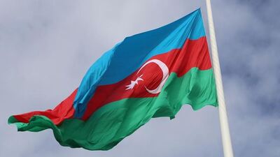 'Bayraklar yarıya indirildi' iddiası yalanlandı