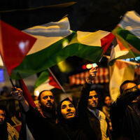 İsrail Konsolosluğu önünde Filistin'e destek eylemi