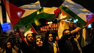 İsrail Konsolosluğu önünde Filistin'e destek eylemi