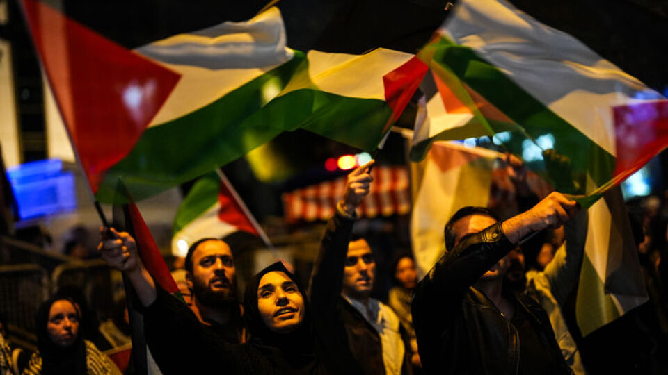 İsrail Konsolosluğu önünde Filistin'e destek eylemi