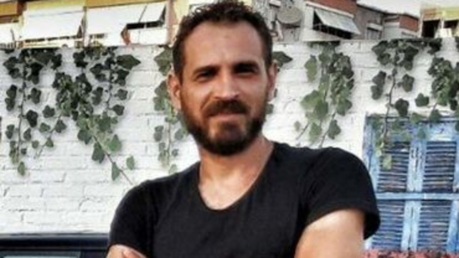 Bir çocuk babasını katletmişti... Müzisyen Şener E…