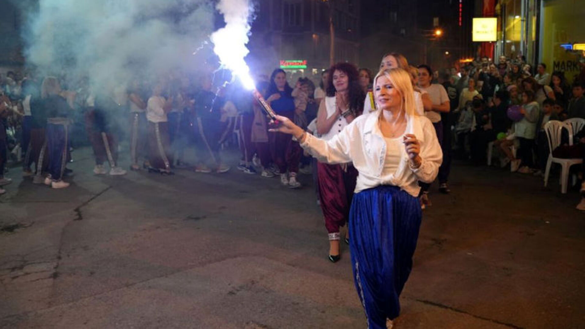 Kore Mahallesi'nde şalvar gecesi | Son dakika haberleri