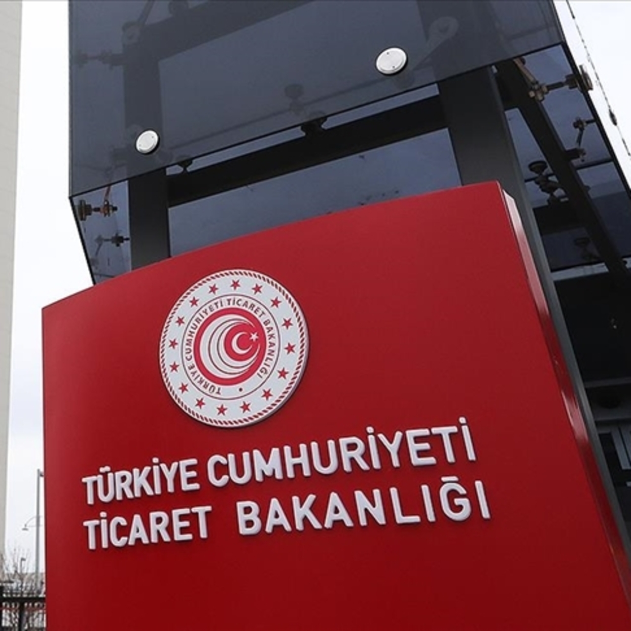 İlanlarda fiyat manipülasyonu yapanlara ceza