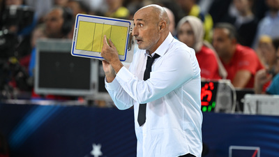 "Oyuncularım muhteşemdi, maçı çevirdiler!"