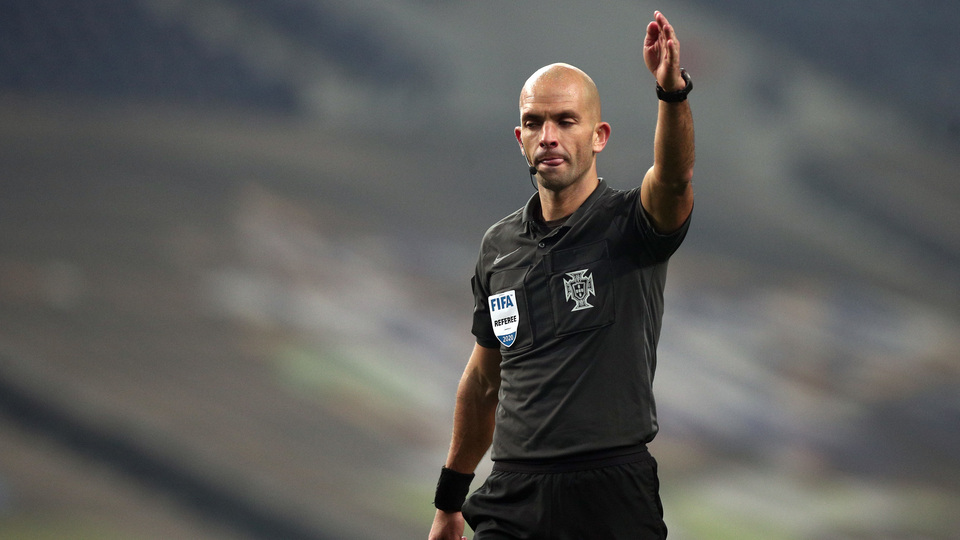 Bulgaristan - Türkiye maçına Portekizli hakem!