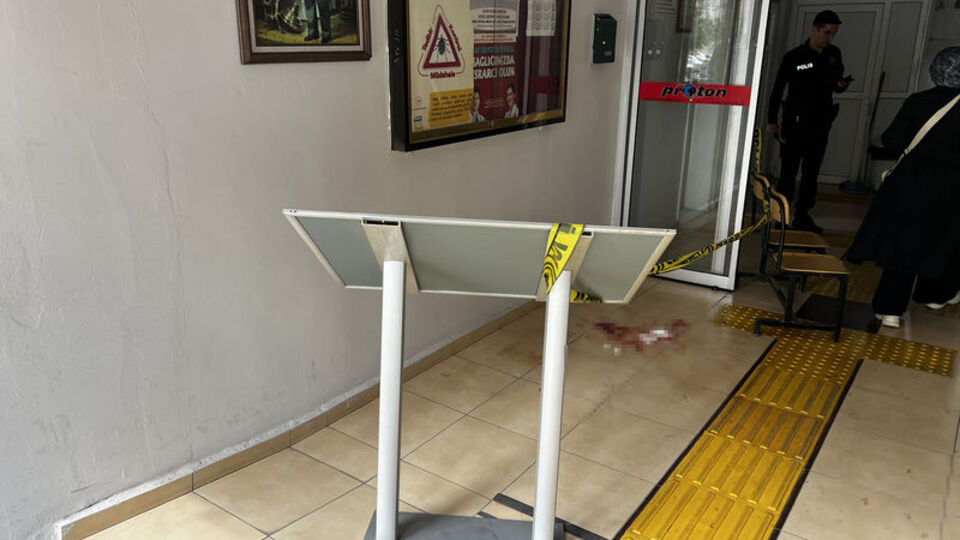 Aile sağlığı merkezinde sıra kavgası: 3 yaralı!