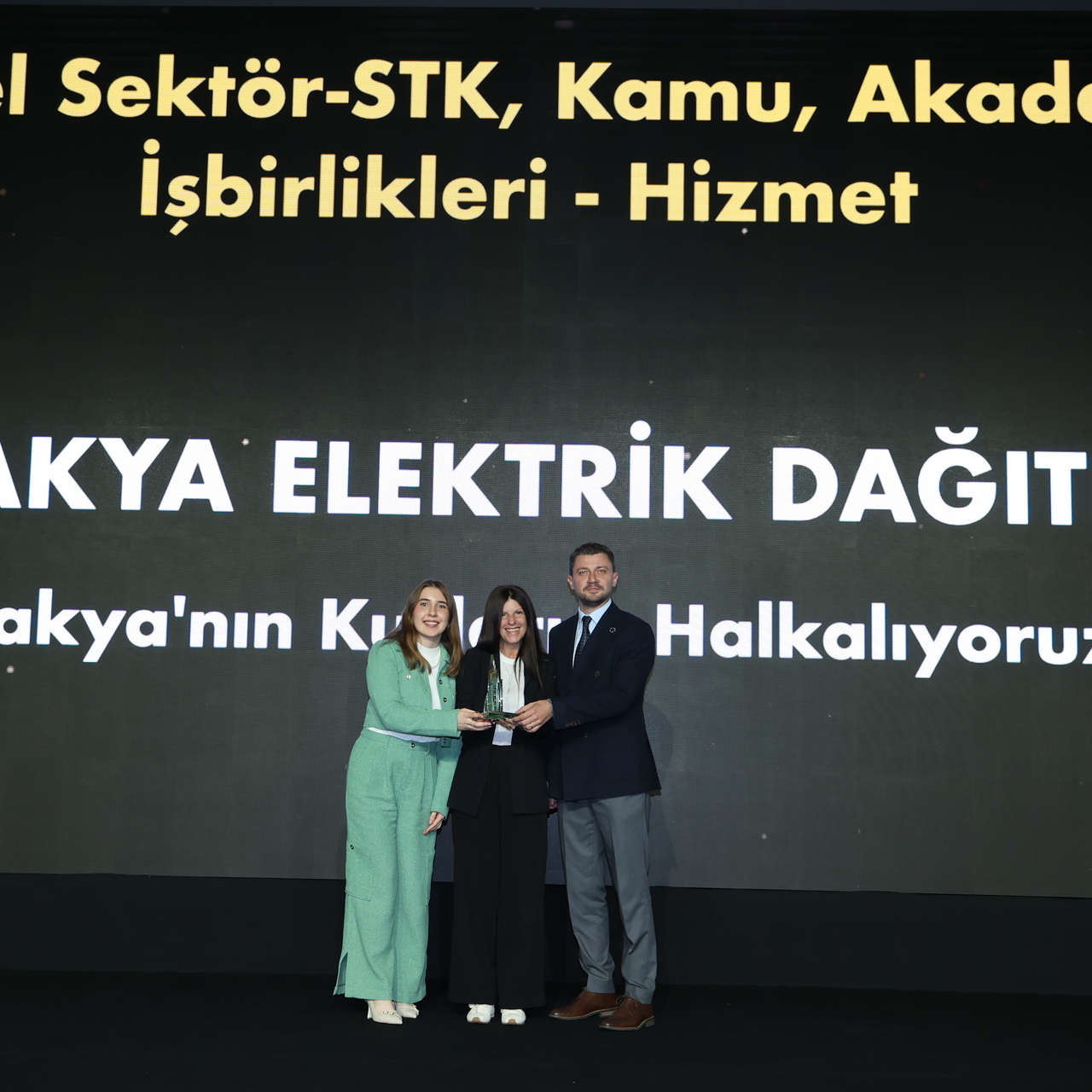 Sürdürülebilirlik Akademisi’nden TREDAŞ’a “İş Birliği” Ödülü