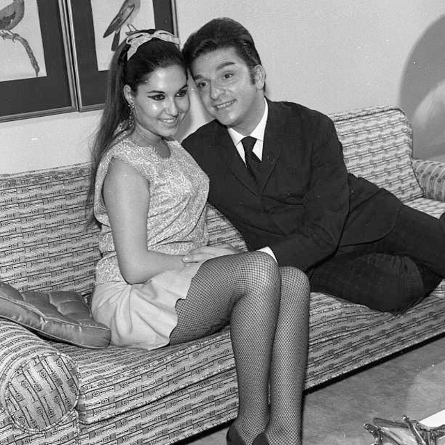 Zeki Müren filmine yasak