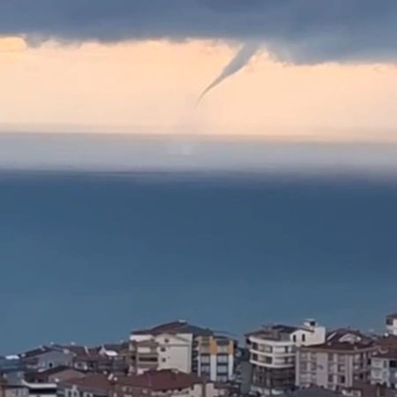 Zonguldak'ta 2 hortum oluştu