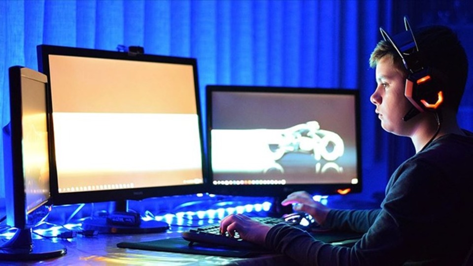 "Muhteşem hayatlar" gençlerde yetersizlik hissini tetikliyor