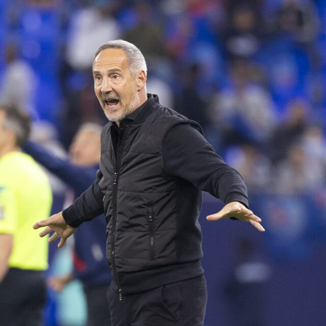 Galatasaray'ın rakibinde teknik adam ayrılığı!