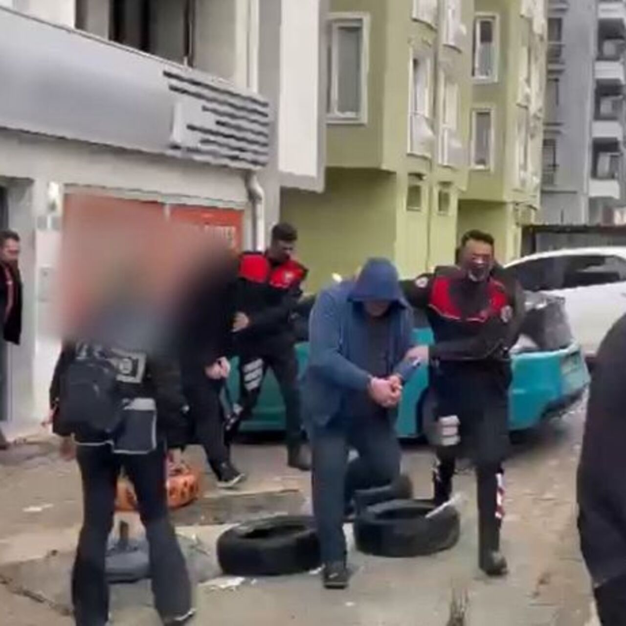 6 ilde fuhuş operasyonu:  22 gözaltı