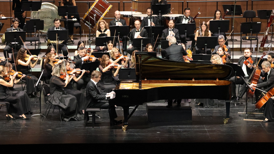 İDSO sezonu Ravel ve Brahms'la açtı