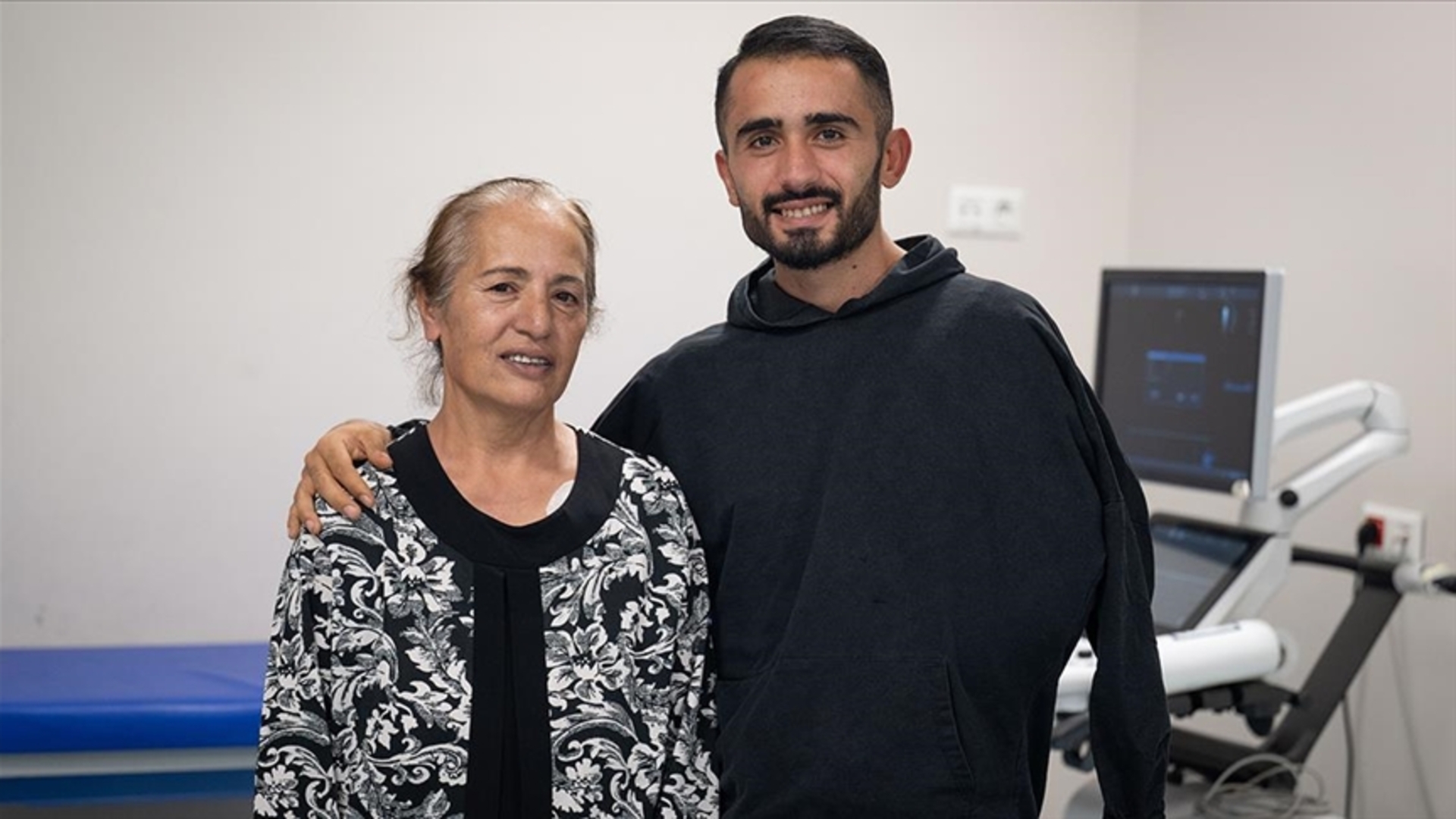 Aynı gün kalp pili takılan anne oğul el ele taburcu oldu | Sağlık Haberleri