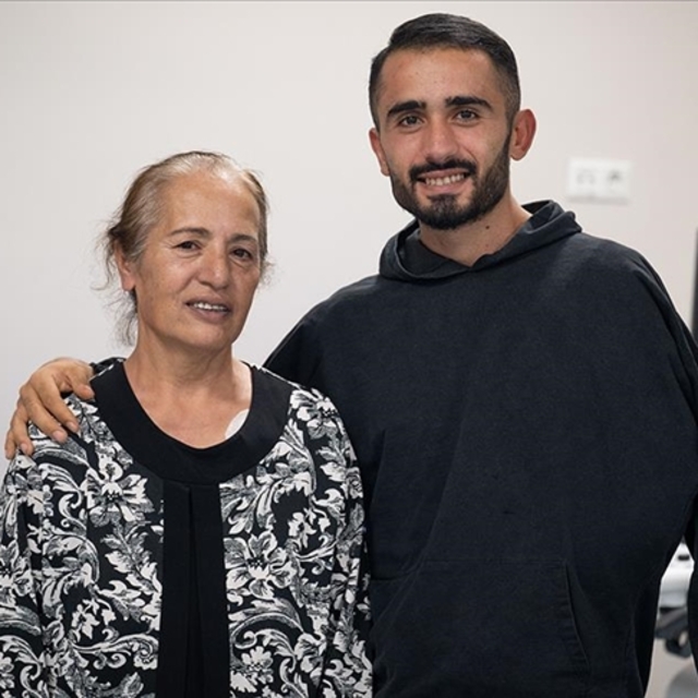 Aynı gün kalp pili takılan anne oğul el ele taburcu oldu