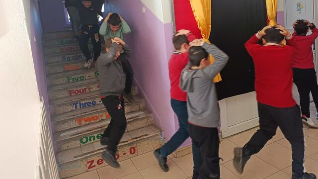 Tüm okullarda eş zamanlı tatbikat