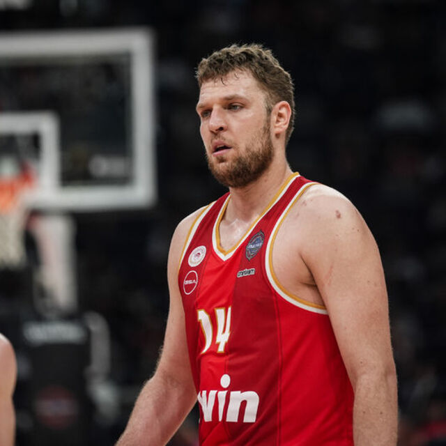 EuroLeague'de 3. haftanın MVP'si Vezenkov
