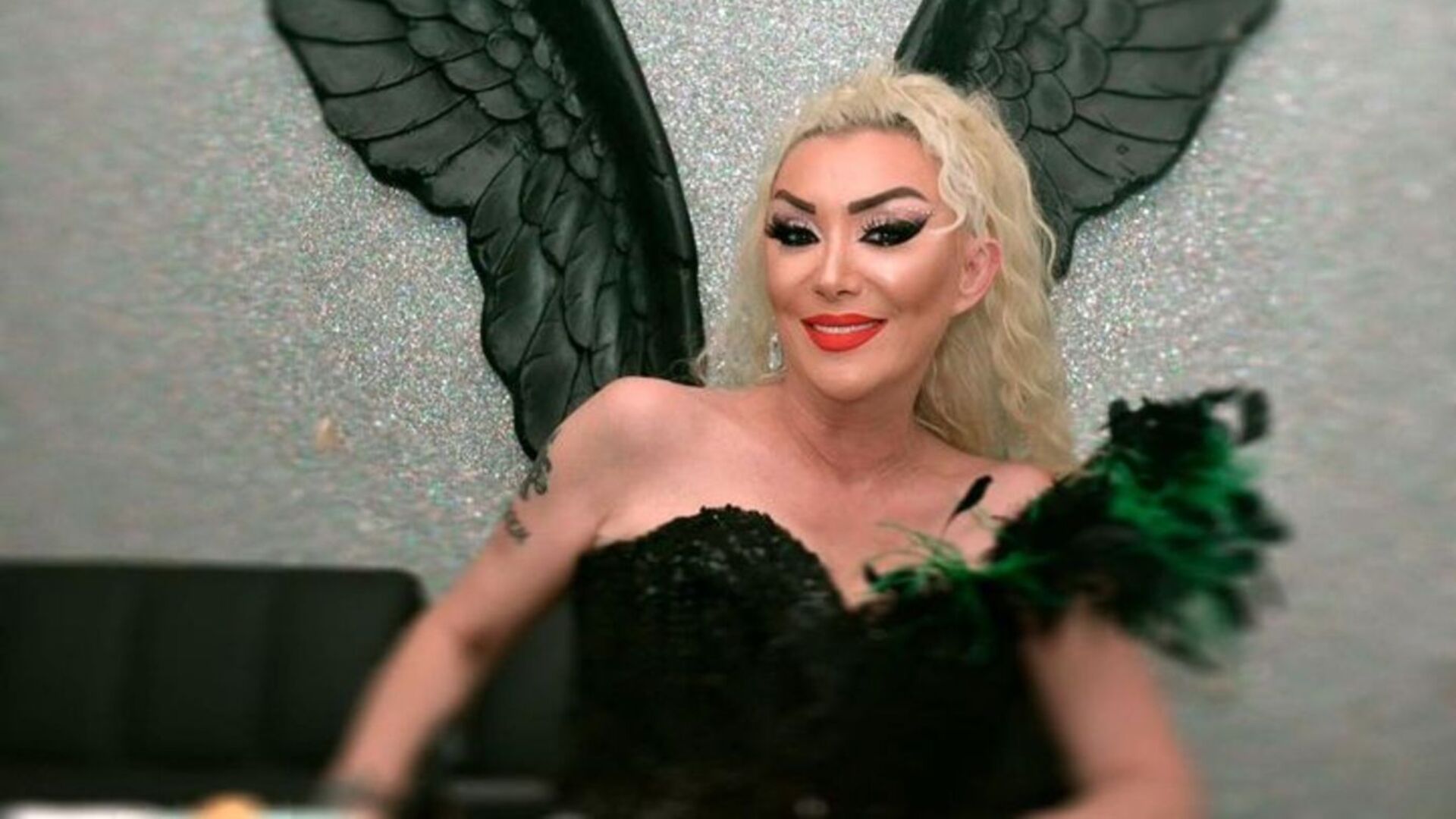 Güllü'nün pencereden düşmeden önce çekilen cep telefonu görüntüsü ortaya çıktı - magazin haberleri