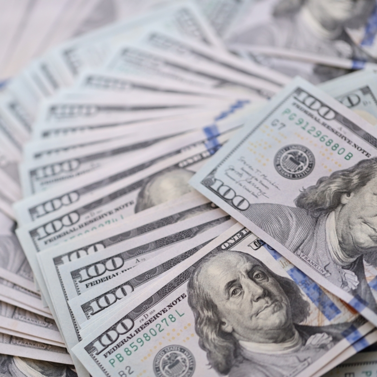 Cari dengede rekor fazla