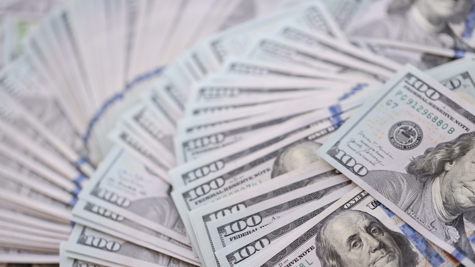 Cari dengede rekor fazla