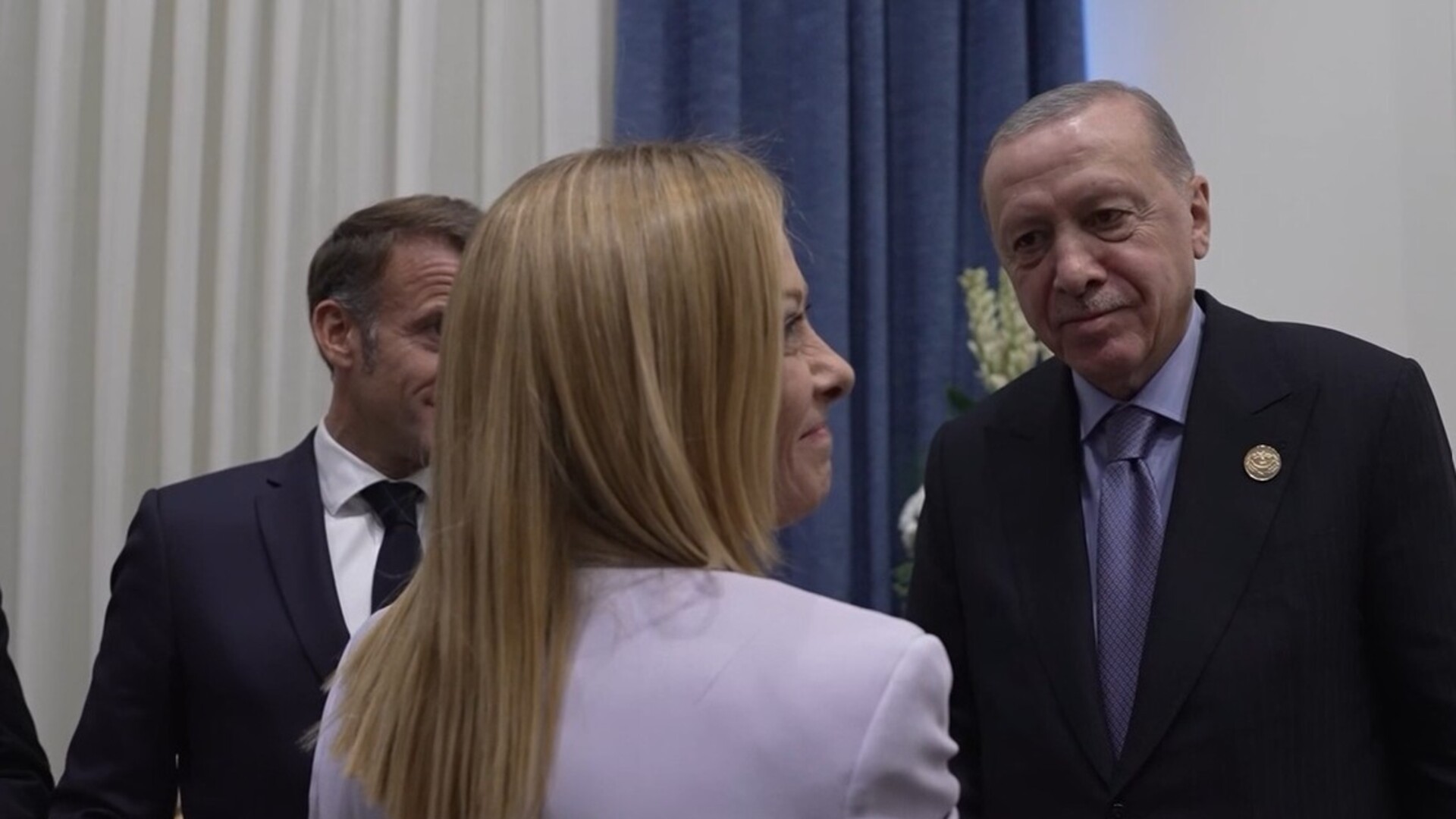 Cumhurbaşkanı Erdoğan'dan Meloni'ye: Sigarayı Bıraktırmam Lazım! | İtalya Ziyaretinde İlginç Diyalog